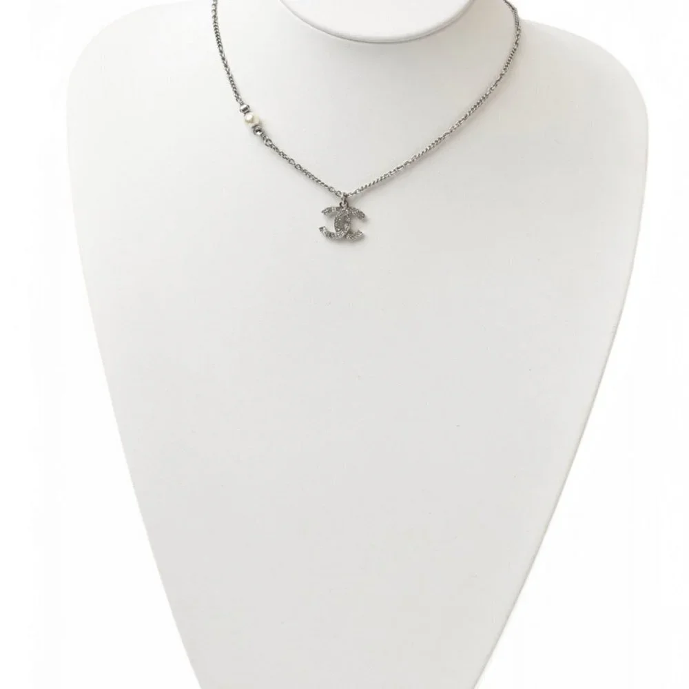 CHANEL silver pearl
